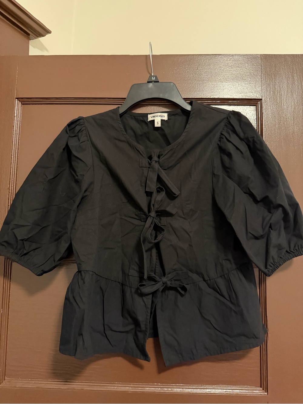 Vigoss Black Tie-Front Puff Sleeve Blouse